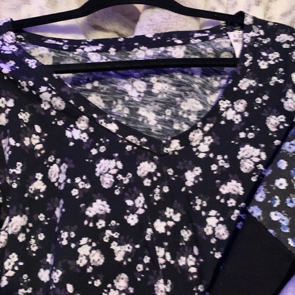 Pink - Picture 4 of 11